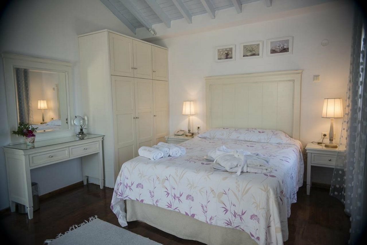 Clara Resort ペトラ エクステリア 写真